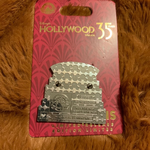 Disney Parks Mickey Mouse Hollywood Studios Celebrating 35 Years Pin - Picture 4 of 4